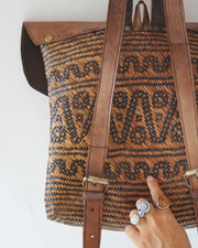 Borneo Sleek Buckle Bag Pack