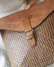 Borneo Sleek Buckle Bag Pack