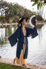 Taweret Short Kimono Organic Blue