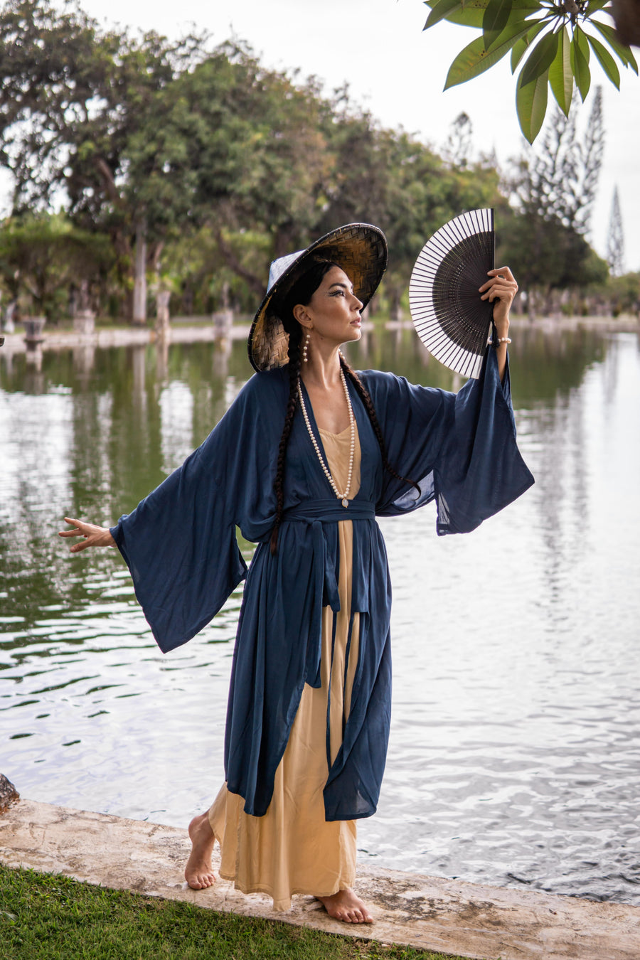 Taweret Short Kimono Organic Blue